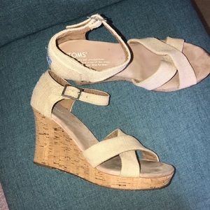 Toms Wedges